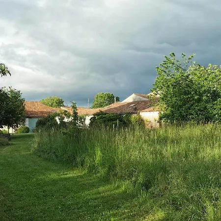 Bons Bois_Le Logis De L'Epiniere_Gite De Charme Les Nouillers